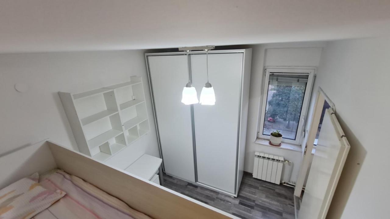 Center Cosy Apartment Скоп'є Екстер'єр фото