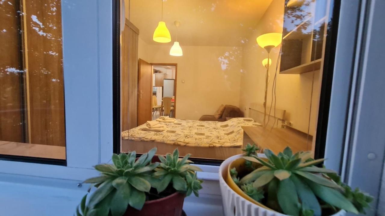 Center Cosy Apartment Скоп'є Екстер'єр фото